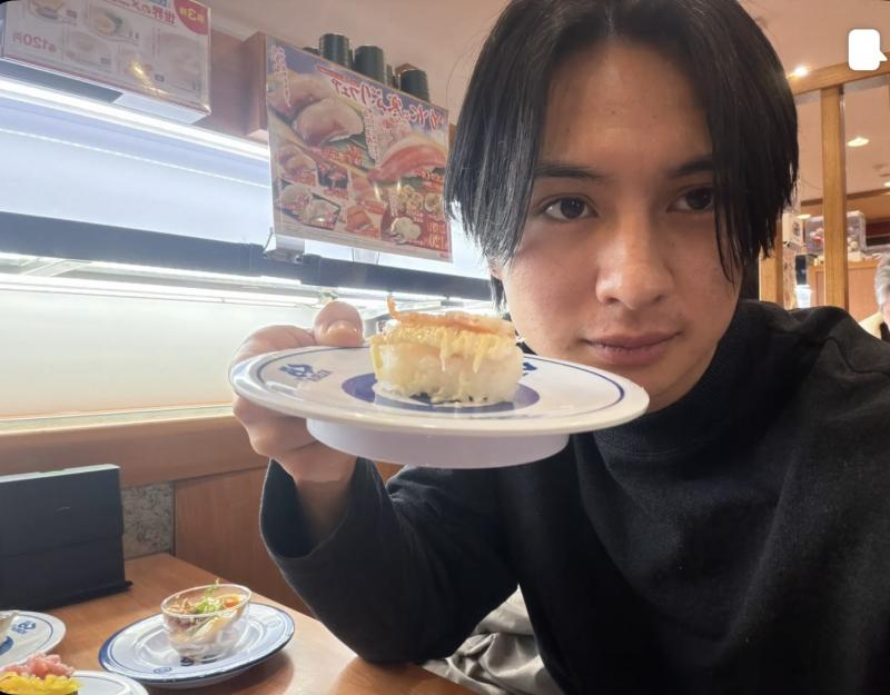 s-Liveさいたま谷塚校としや講師